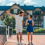 Kazalnica Family&conference 公寓式酒店 3*