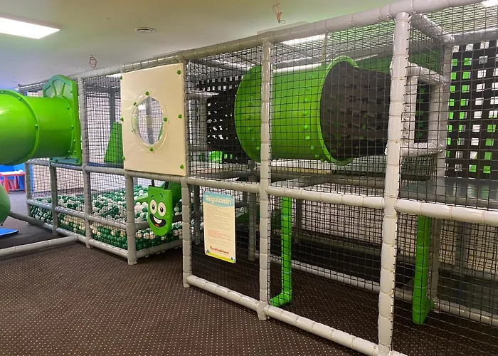 Ξενοδοχείο με διαμερίσματα Kazalnica Family&conference