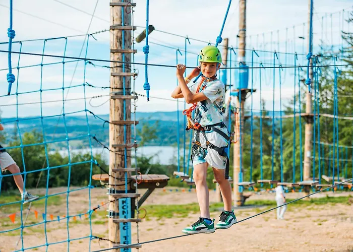 Ξενοδοχείο με διαμερίσματα Kazalnica Family&conference 3*