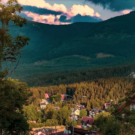 Kazalnica Family&conference By Solarento 4*