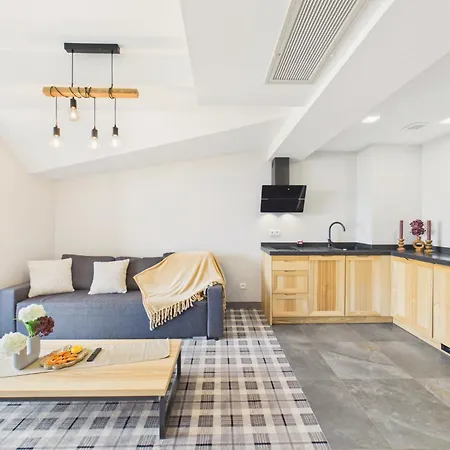 Kazalnica Family&conference By Solarento Aparthotel