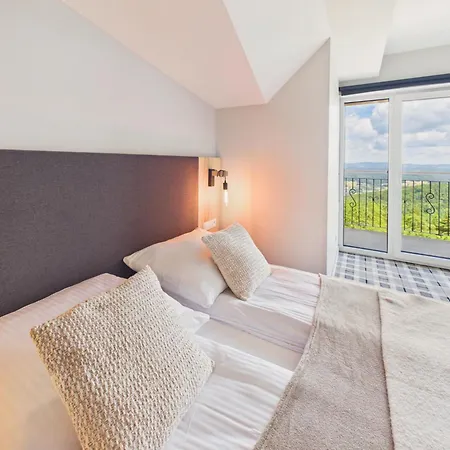 Kazalnica Family&conference By Solarento Aparthotel