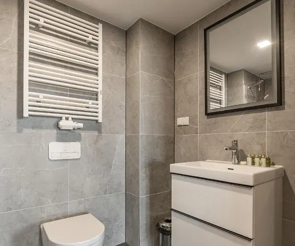 Kazalnica Family&conference 3*