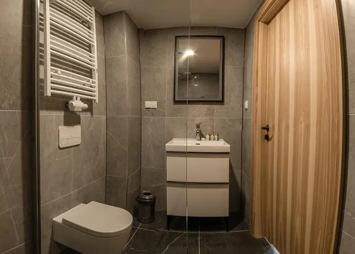 Kazalnica Family&conference 3* カルパッチ