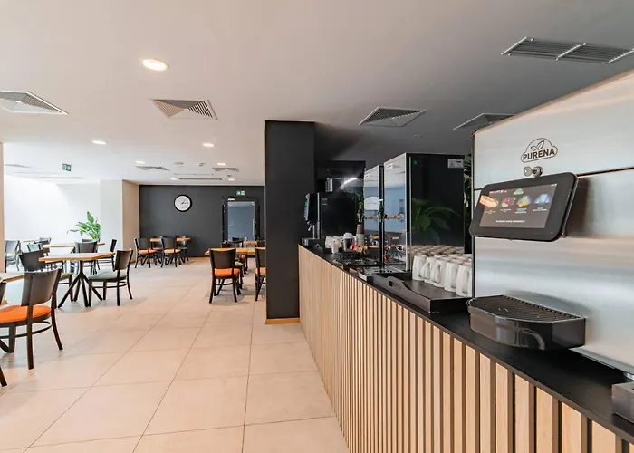 Kazalnica Family&conference アパートホテル 3*